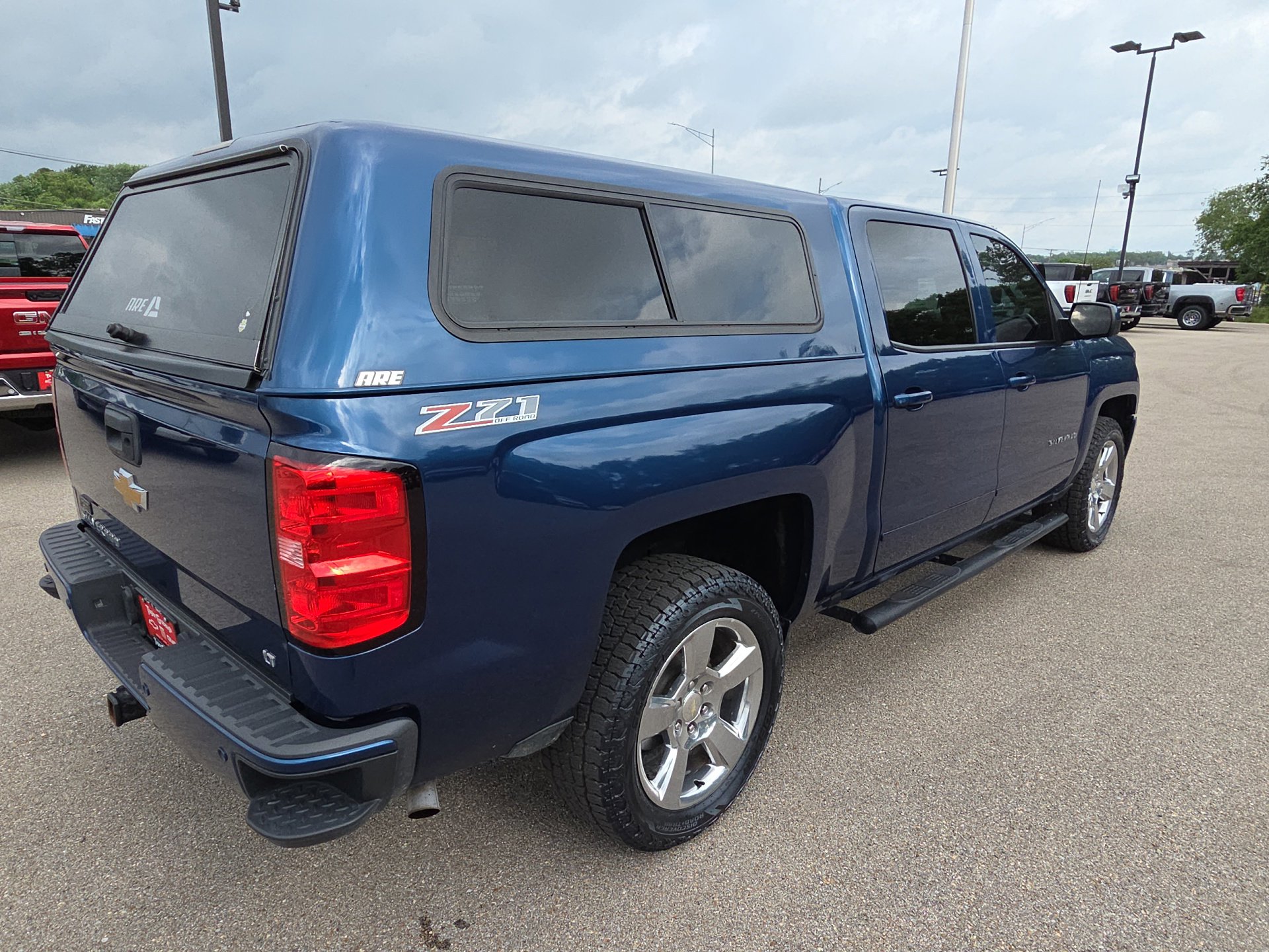 Used 2017 Chevrolet Silverado 1500 LT w/ All Star Edition AWD/4WD image 10