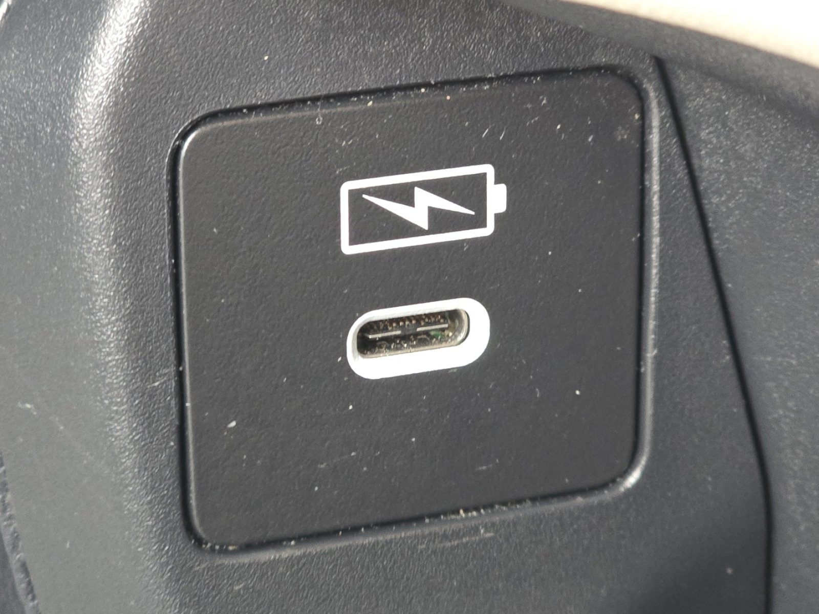 Certified 2024 Honda HR-V LX image 7