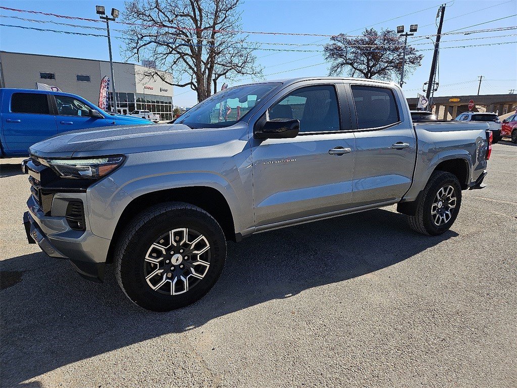 Used 2023 Chevrolet Colorado Z71 w/ Z71 Convenience Package 2 image 2