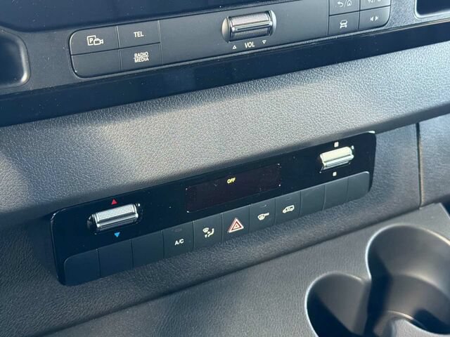 New 2026 Mercedes-Benz Sprinter 2500 image 19