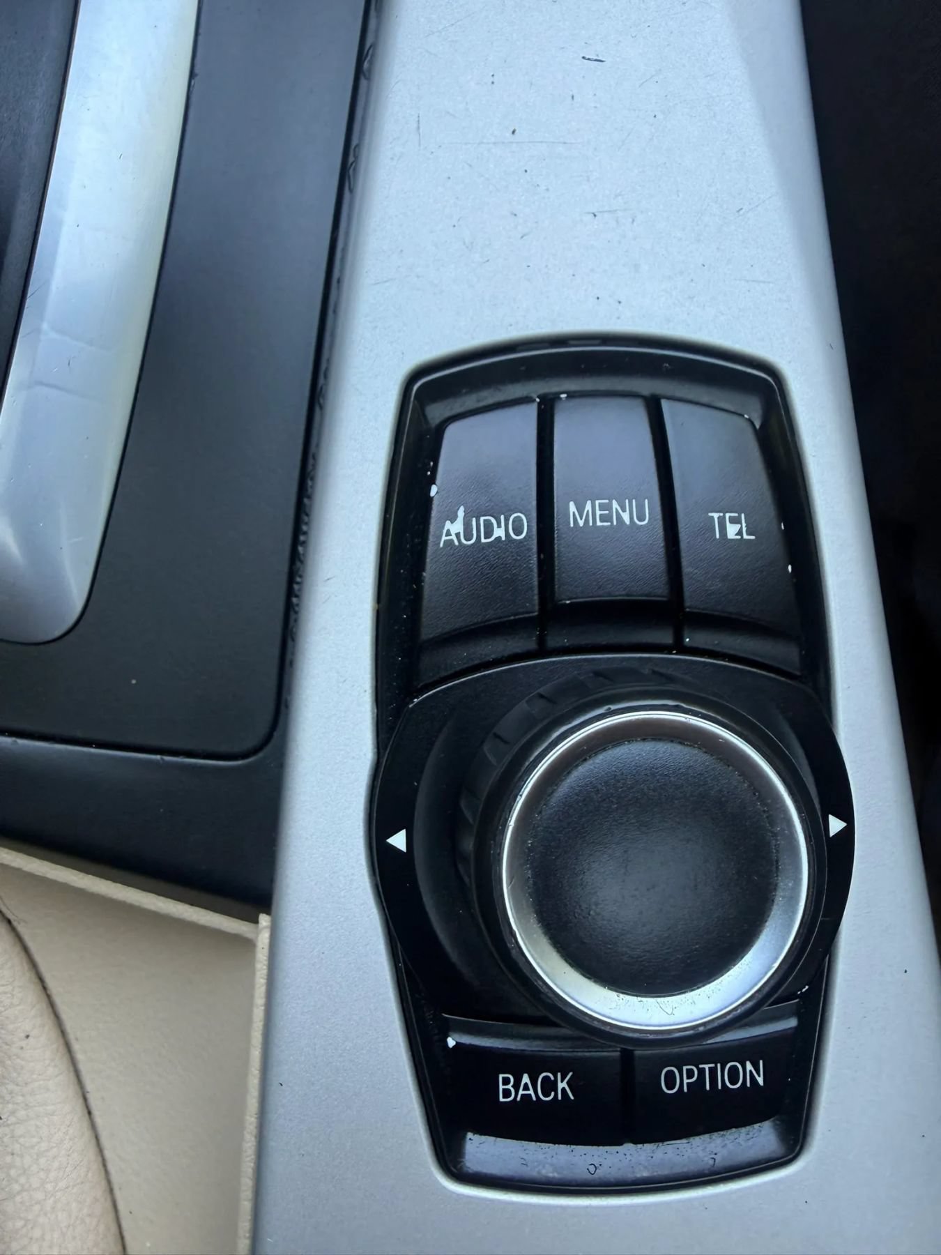 Used 2013 BMW 320i Sedan RWD image 15