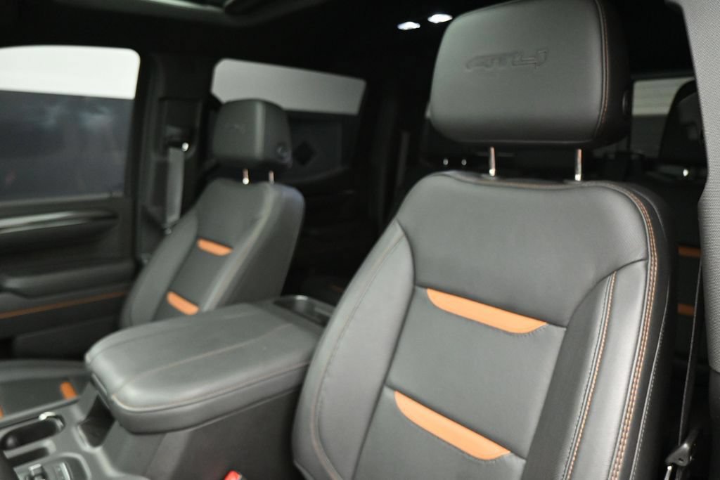Used 2025 GMC Sierra 1500 AT4 w/ AT4 Preferred Package AWD/4WD image 13