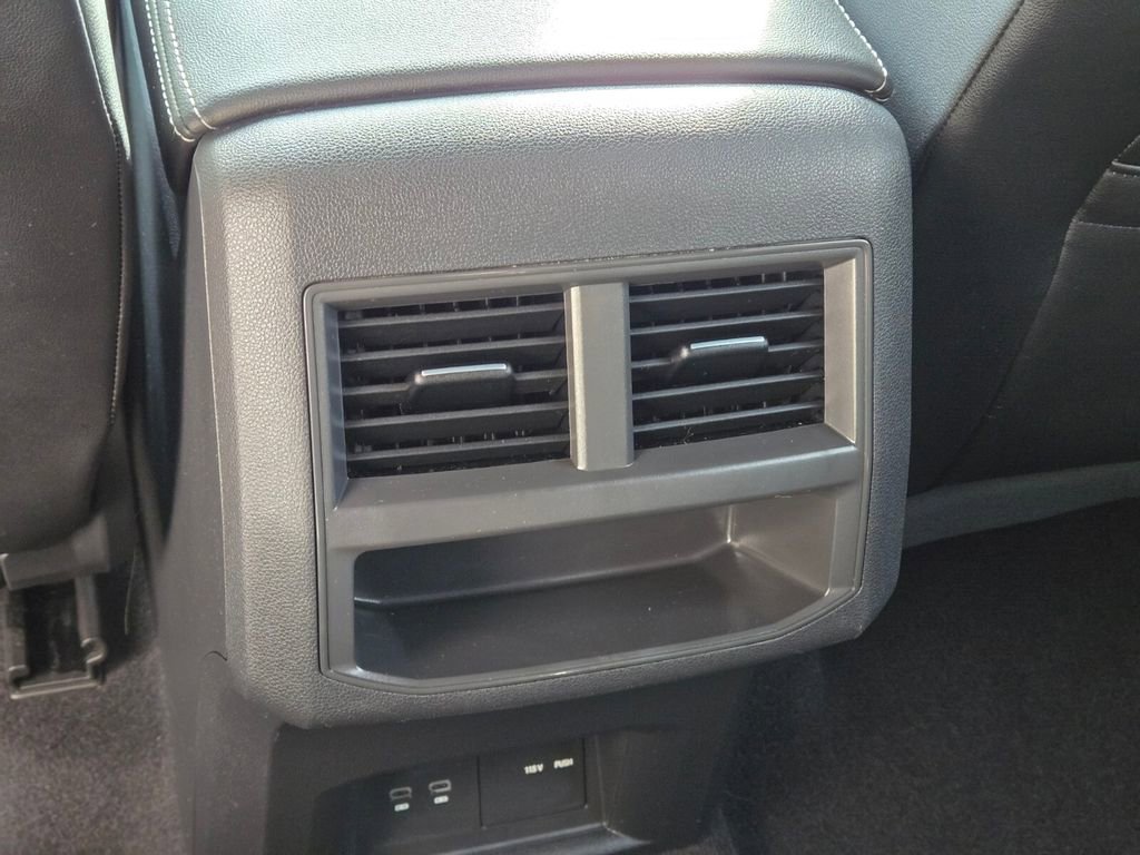 Used 2021 Volkswagen Atlas Cross Sport SEL R-Line image 16