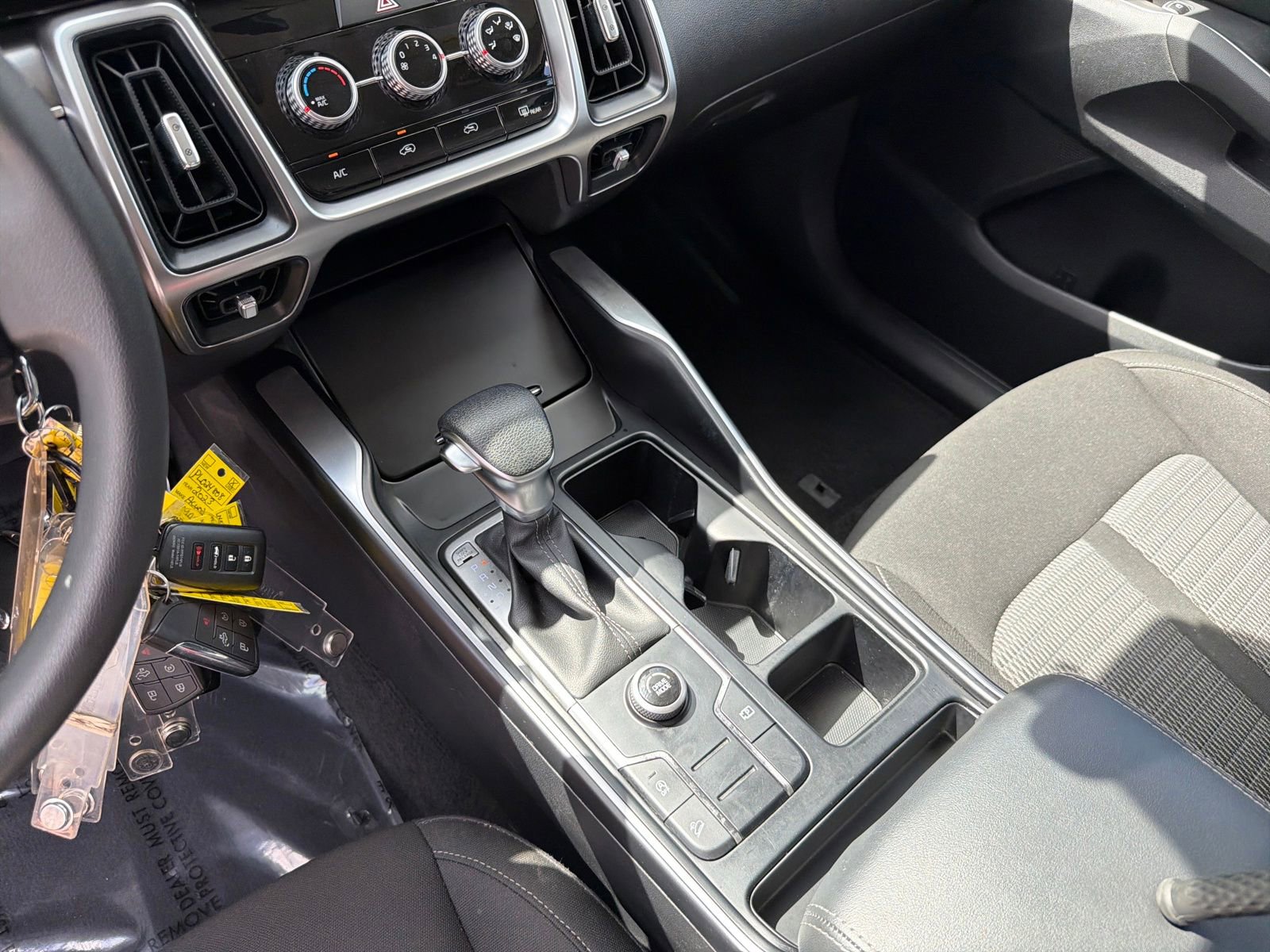 Used 2023 Kia Sorento LX image 18