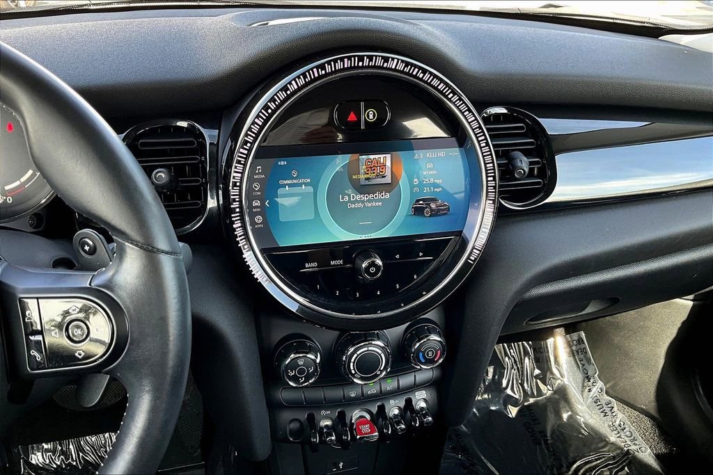 Used 2022 MINI Cooper S image 12