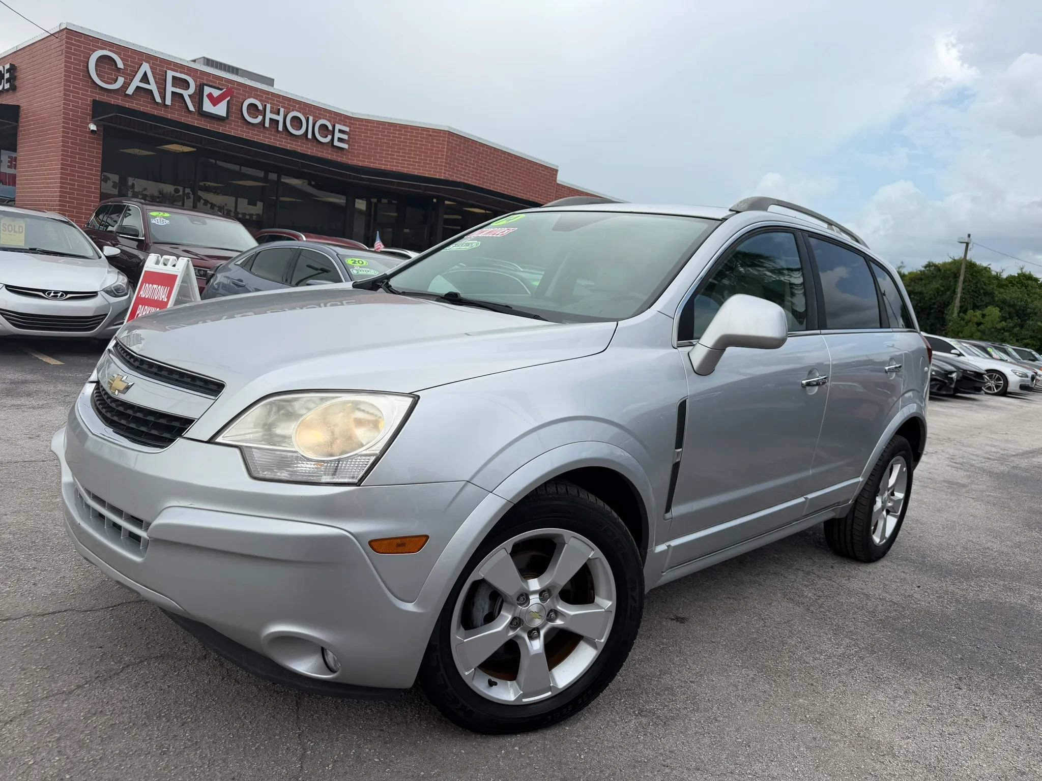 Used 2014 Chevrolet Captiva Sport LTZ FWD image 1