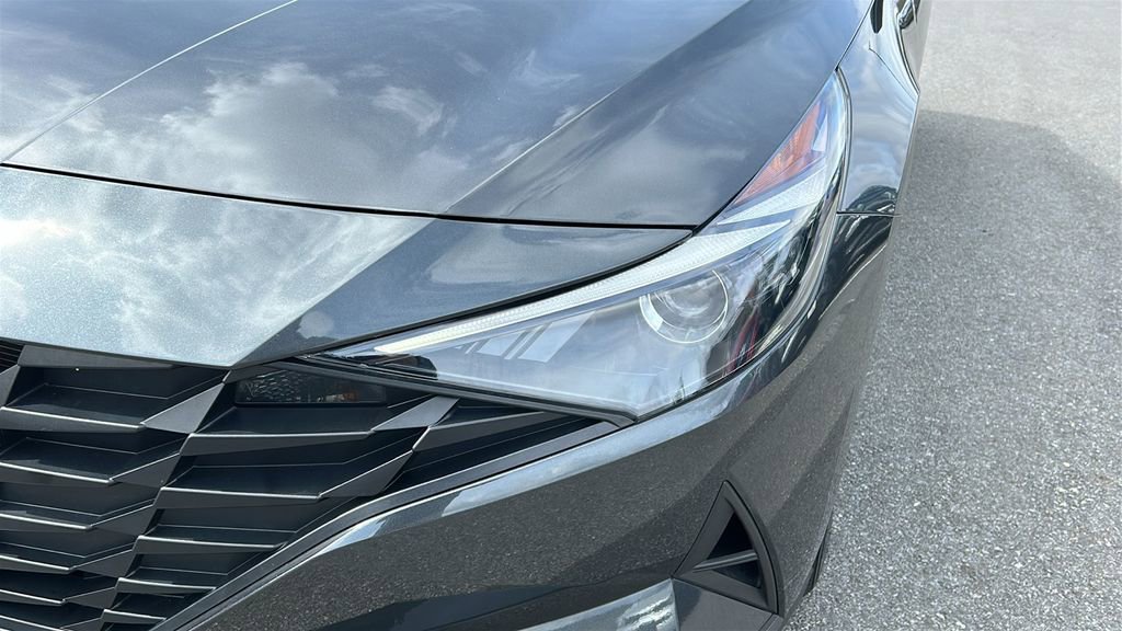 Used 2023 Hyundai Elantra SEL image 8