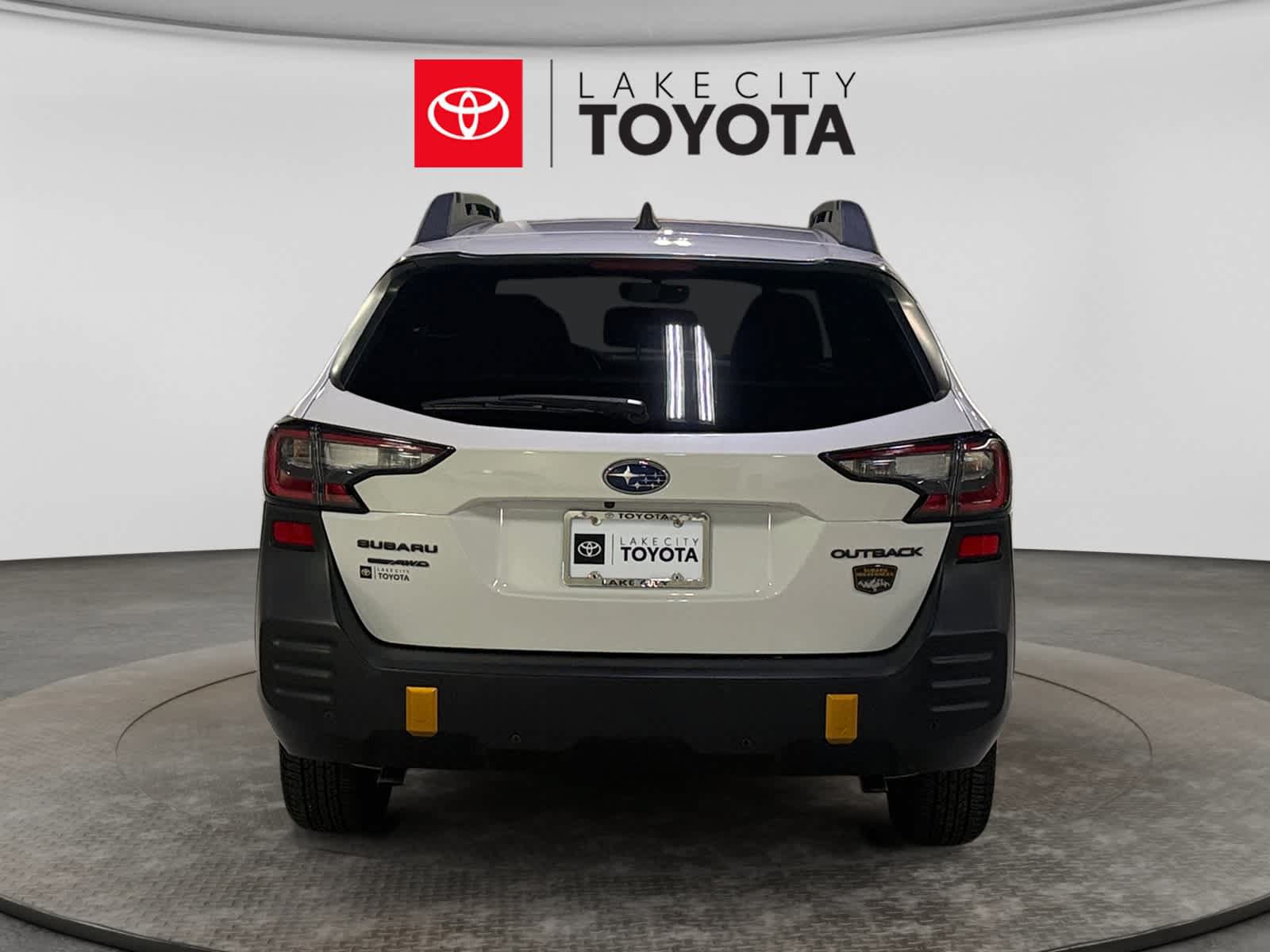 Used 2024 Subaru Outback Wilderness AWD/4WD image 7