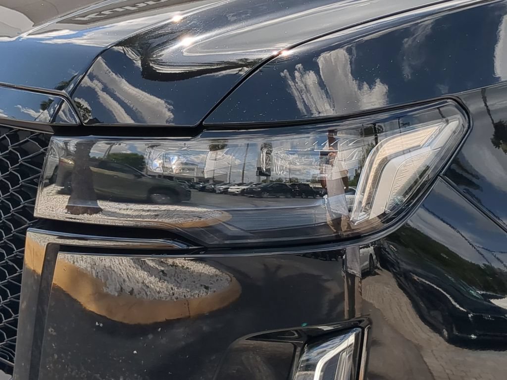 Used 2023 Cadillac Escalade Sport AWD/4WD image 8