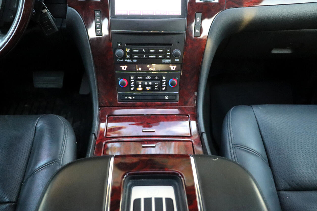 Used 2014 Cadillac Escalade ESV Premium image 19