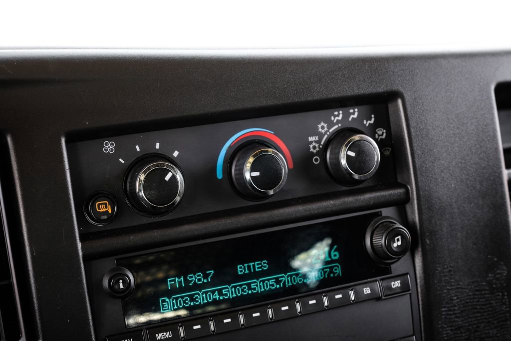 Used 2021 GMC Savana 2500 w/ Driver Convenience Package image 17