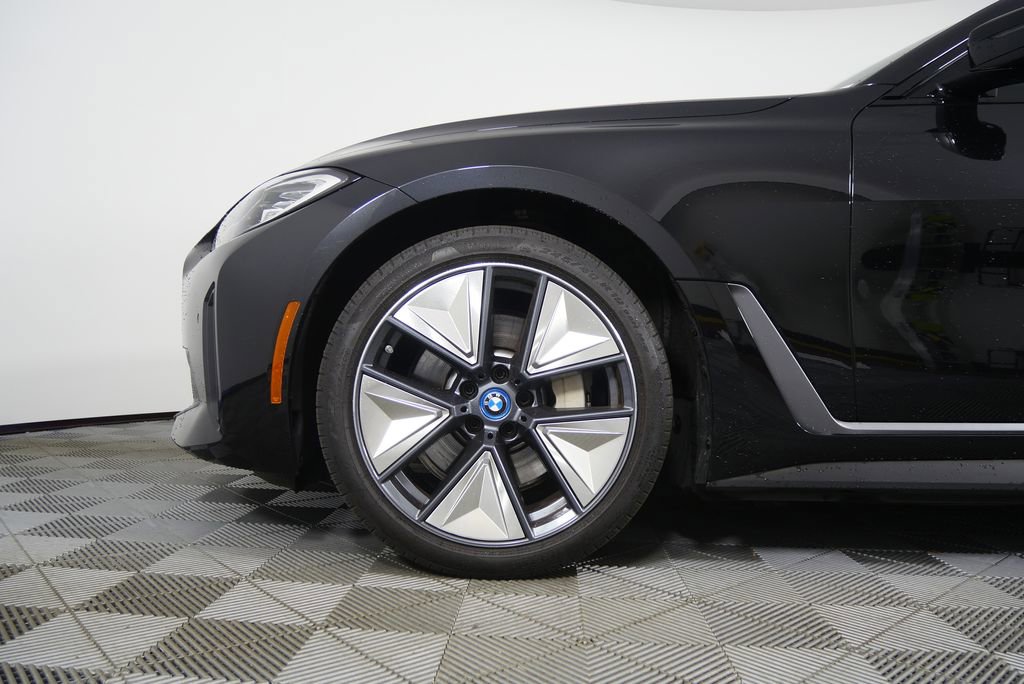 Certified 2023 BMW i4 eDrive35 image 7