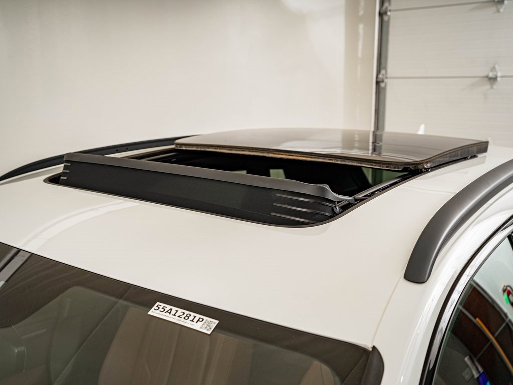 Used 2021 Audi e-tron Premium w/ Convenience Plus Package image 14