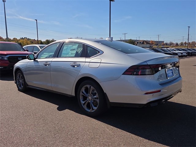 New 2025 Honda Accord EX-L image 3