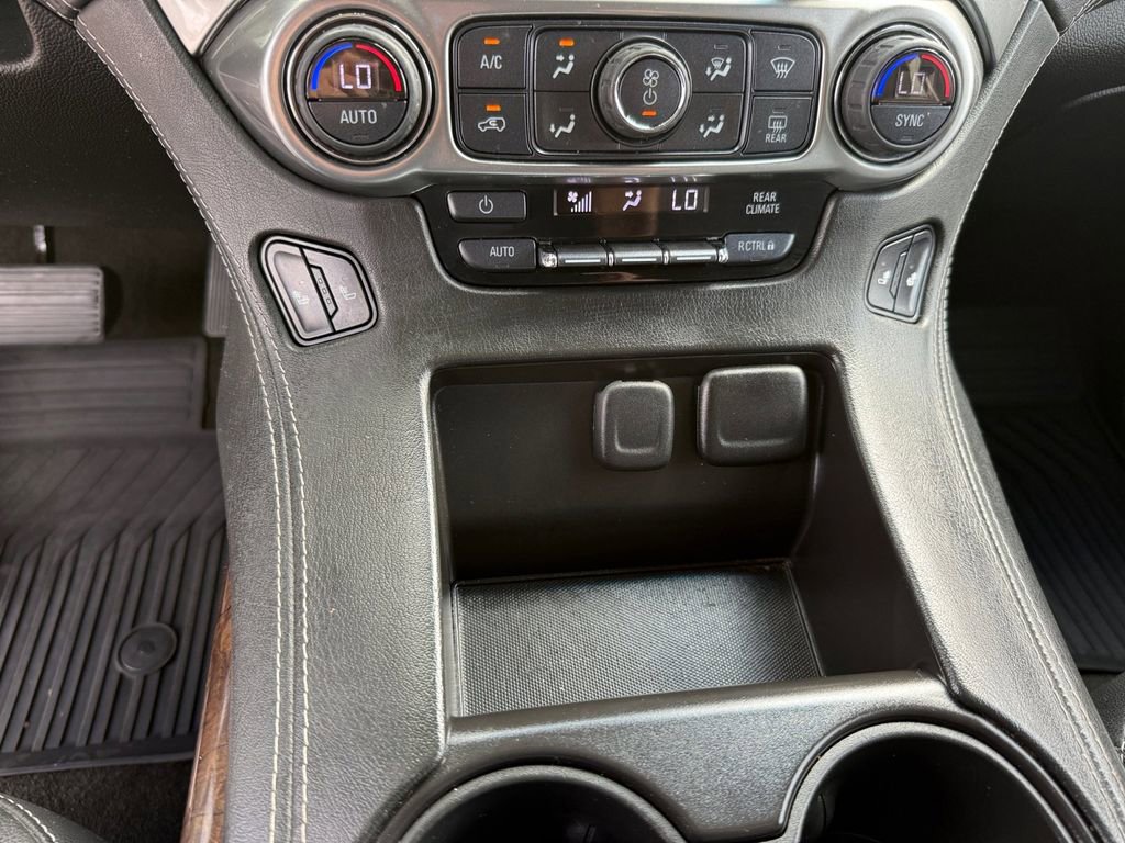 Used 2017 Chevrolet Suburban LT AWD/4WD image 21