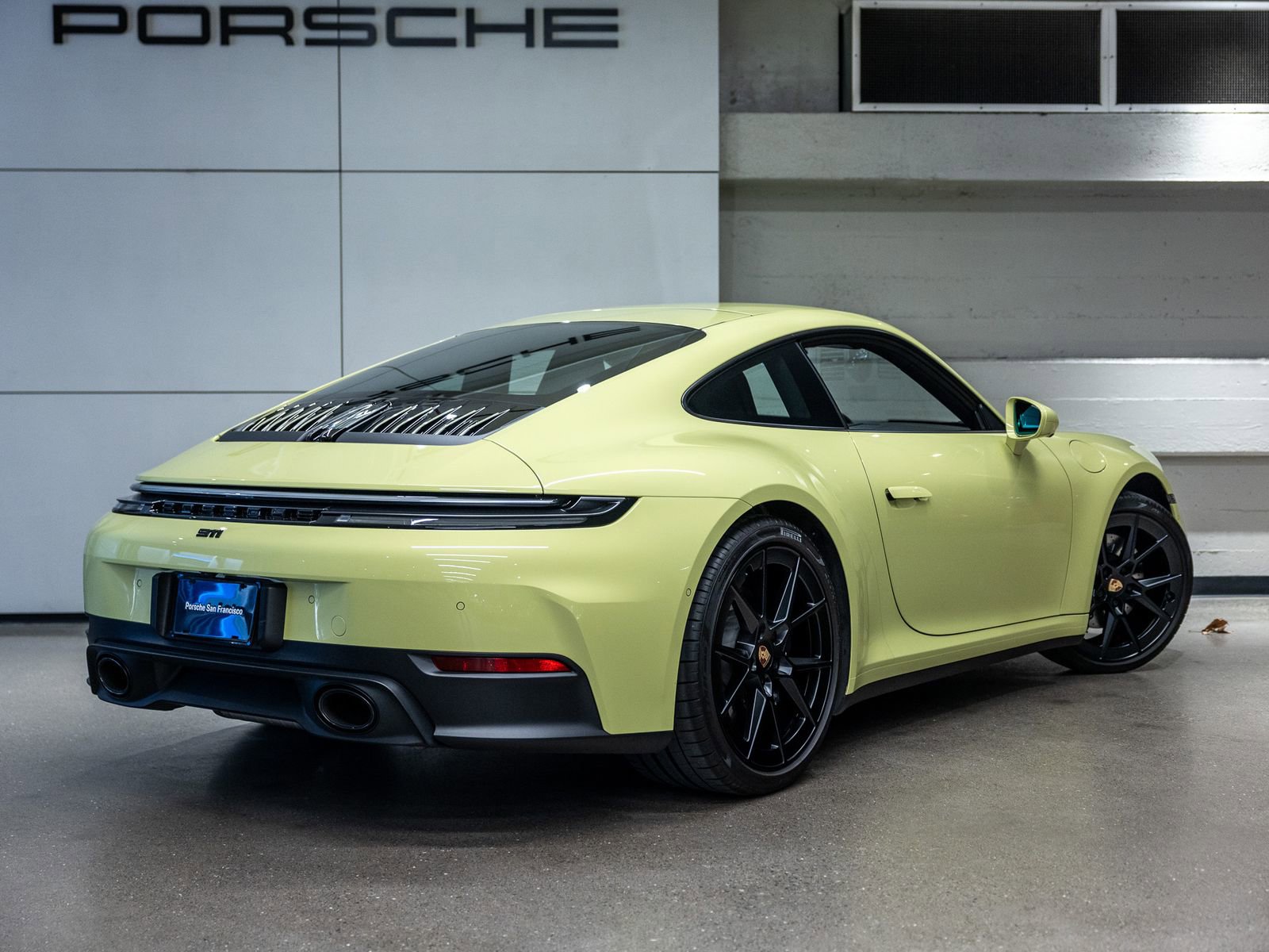 Certified 2025 Porsche 911 Carrera image 8