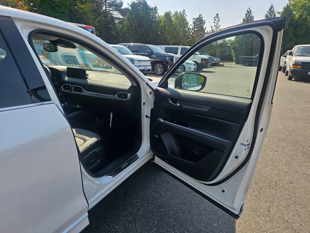 New 2025 MAZDA CX-5 AWD 2.5 S w/ Premium Plus Pkg image 29