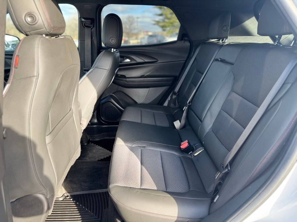 Used 2023 Chevrolet TrailBlazer RS image 25