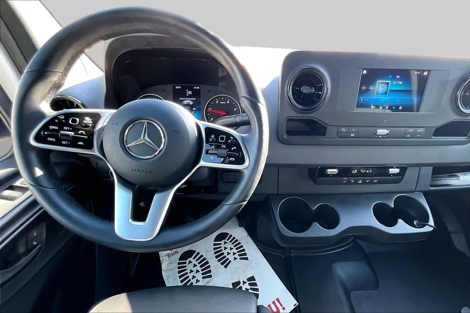 Used 2022 Mercedes-Benz Sprinter 3500 image 5