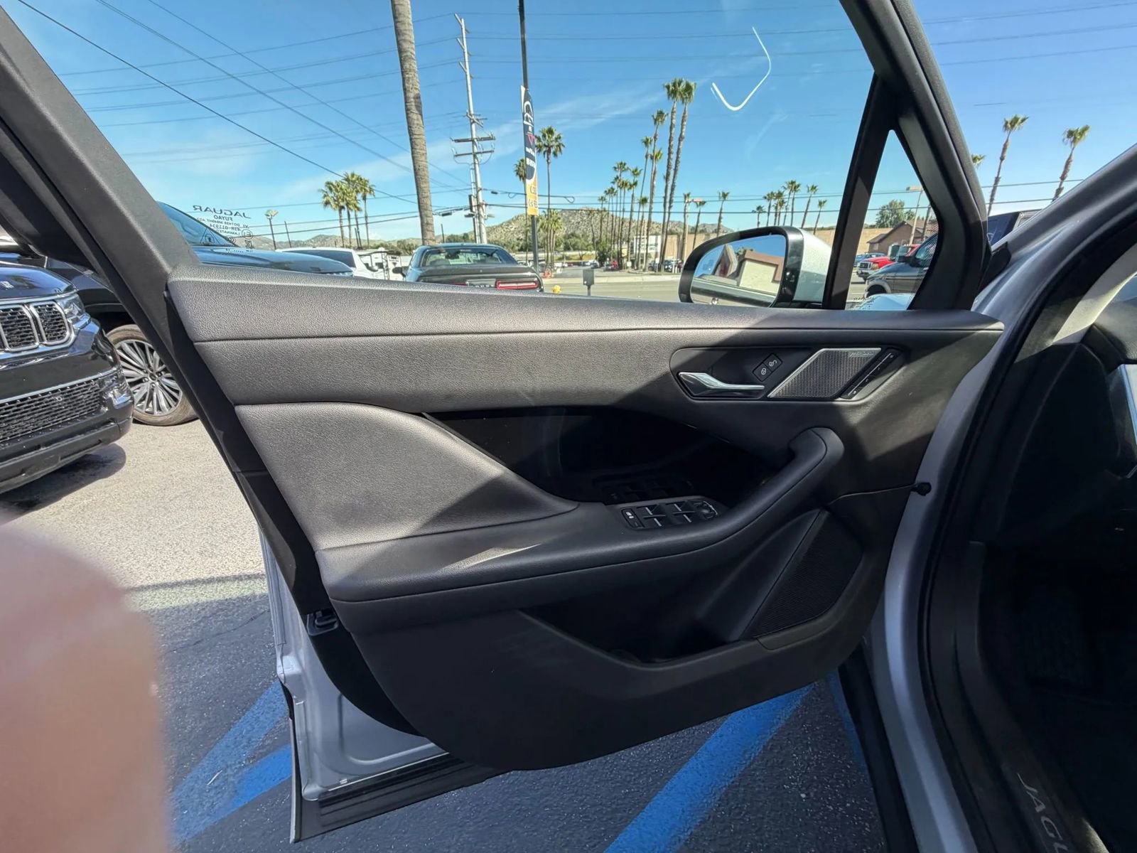 Used 2020 Jaguar I-PACE S image 13