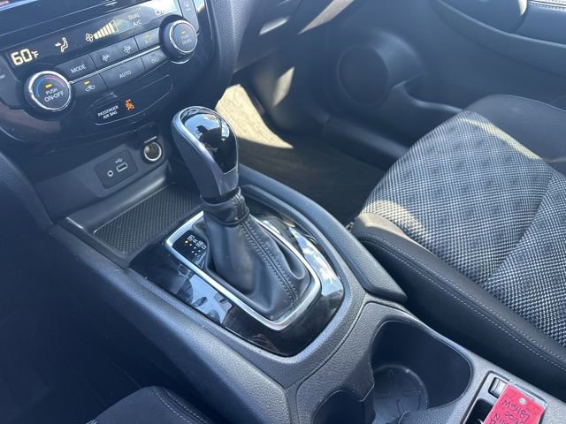 Used 2020 Nissan Rogue Sport SV w/ All-Weather Package image 30