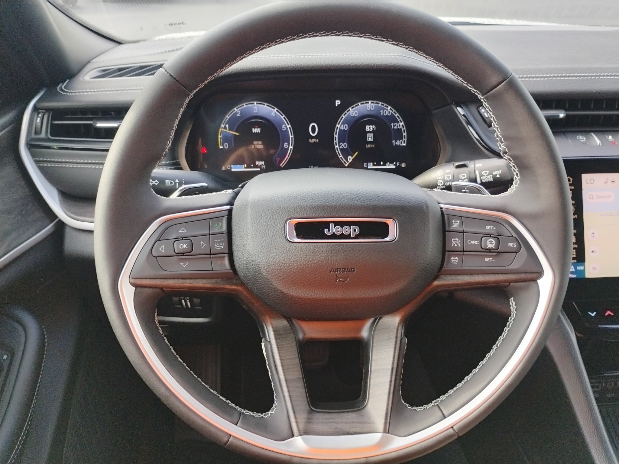 New 2027 Jeep Grand Cherokee Altitude AWD/4WD image 37