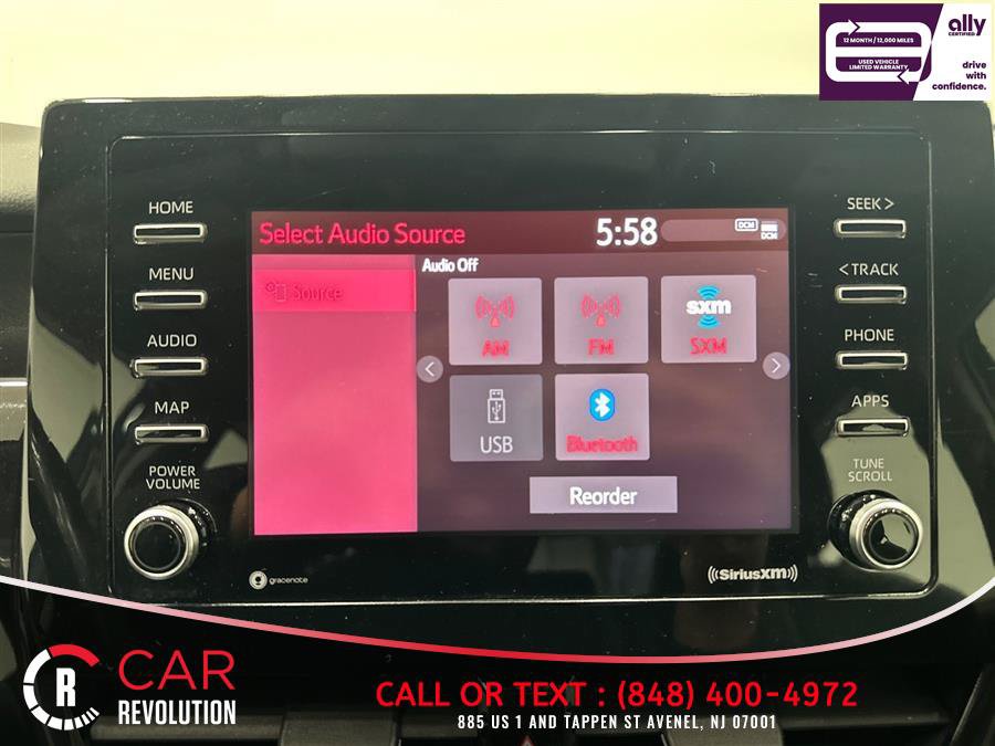 Used 2021 Toyota Camry SE FWD image 19