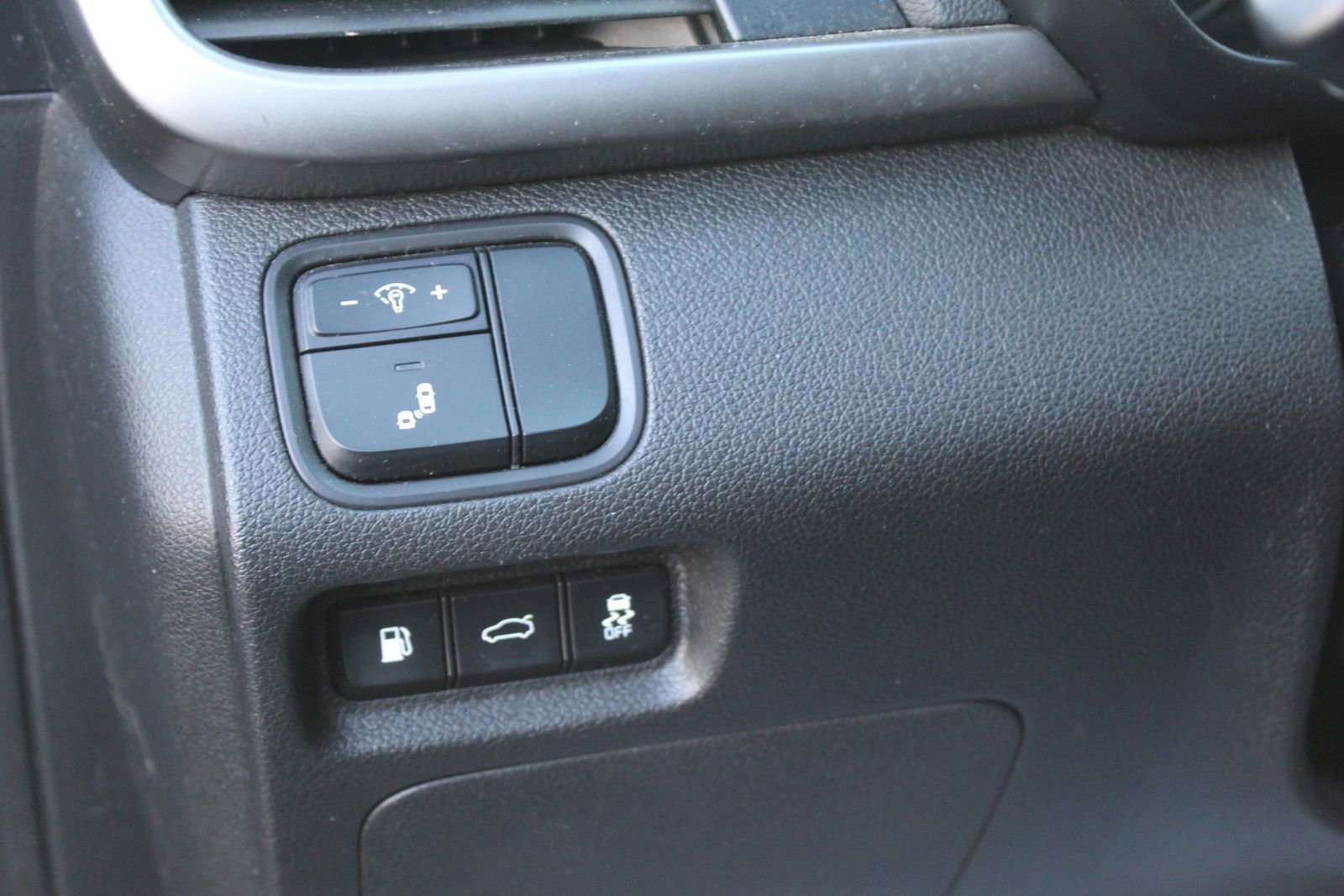 Used 2018 Kia Optima LX image 20