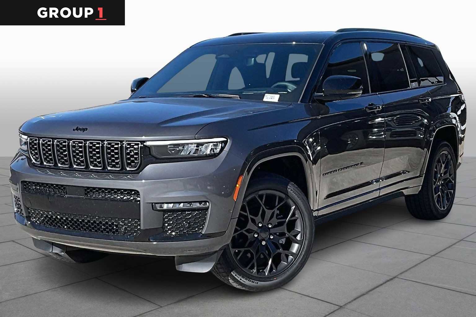 New 2025 Jeep Grand Cherokee L Summit w/ Advanced Protech Group IV