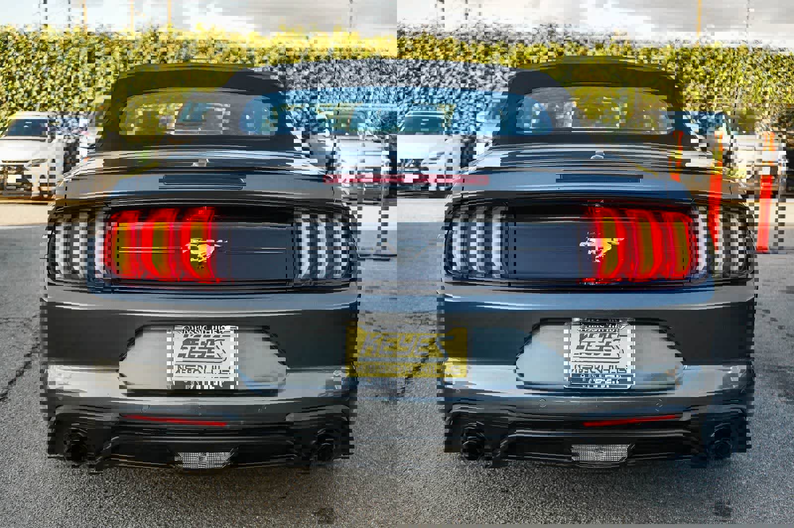 Used 2020 Ford Mustang Premium image 7