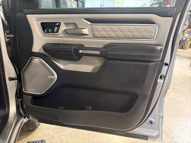 Certified 2025 RAM 1500 Tungsten w/ Off Road Group AWD/4WD image 7
