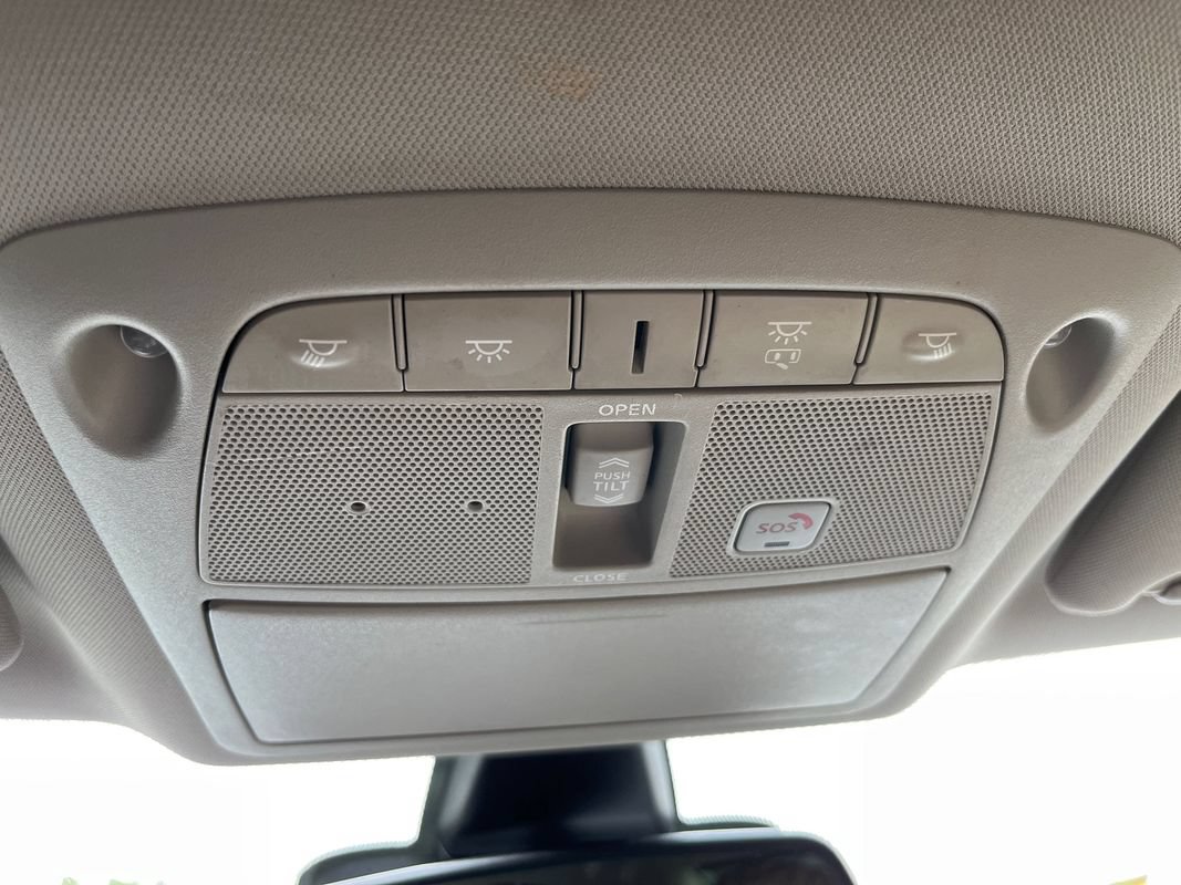 Used 2020 Nissan Maxima Platinum w/ Sport Mat Group FWD image 18