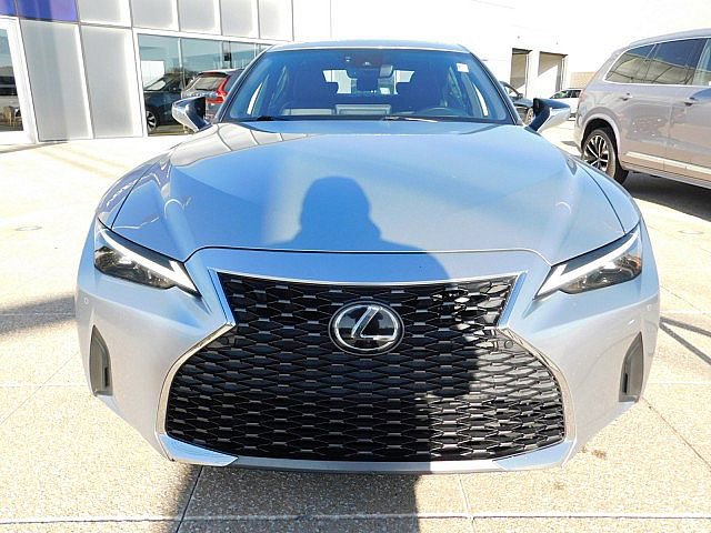 Used 2021 Lexus IS 300 w/ Comfort Package image 12