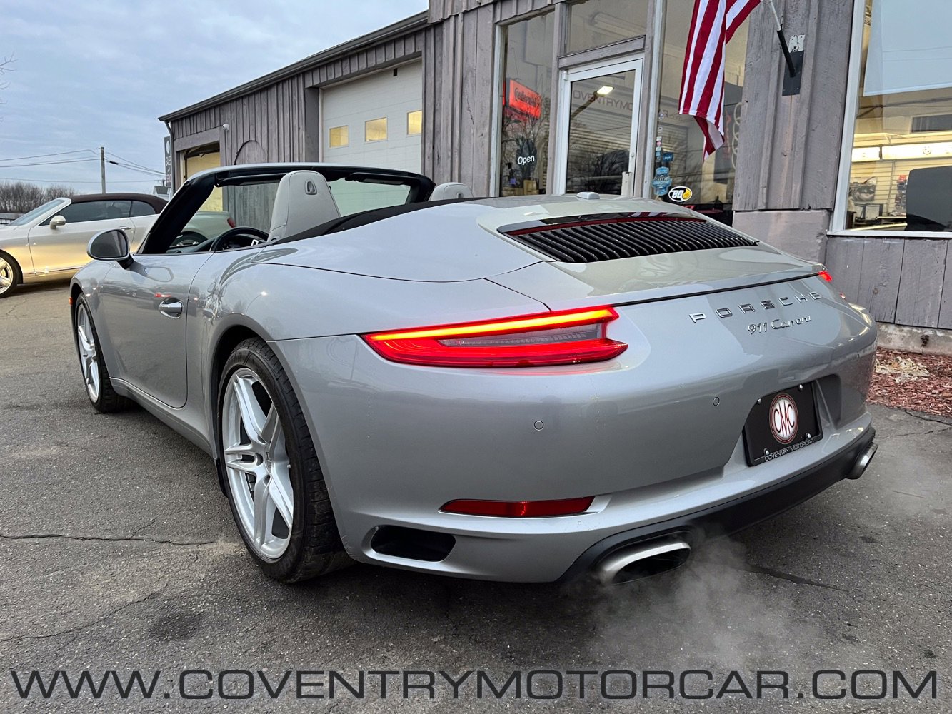 Used 2018 Porsche 911 Carrera image 8