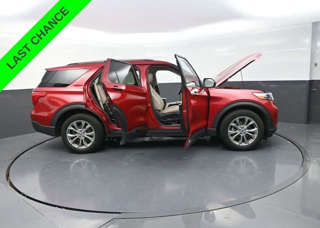 Used 2023 Ford Explorer Limited image 42