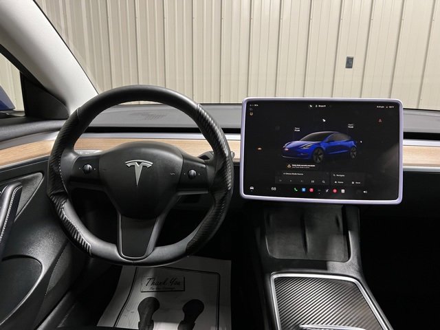 Used 2023 Tesla Model 3 Standard Range image 32