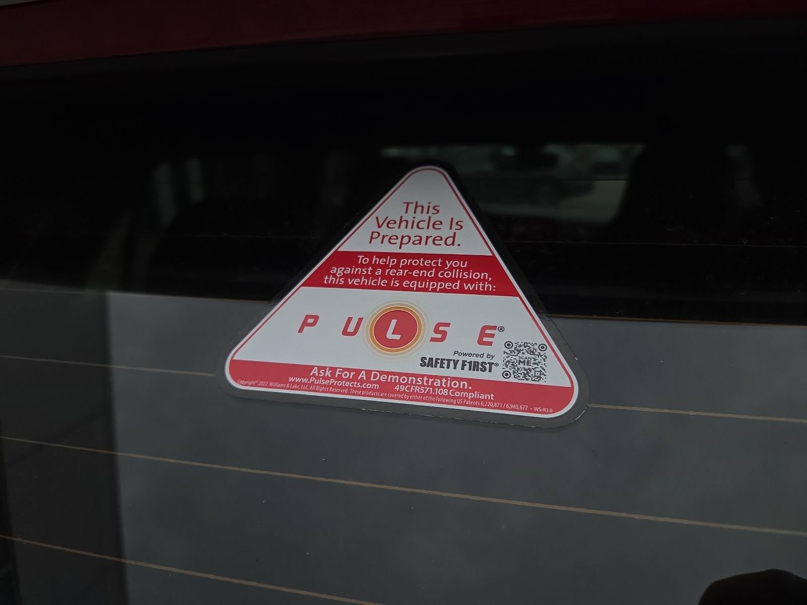 Certified 2022 Volkswagen GTI SE w/ SE Leather Package FWD image 9