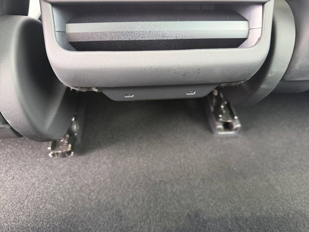 Used 2024 Tesla Model 3 Long Range RWD image 17