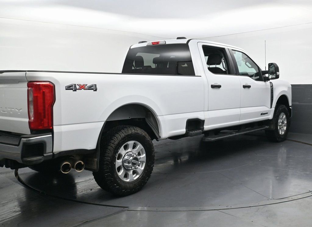 Used 2024 Ford F350 XLT image 7
