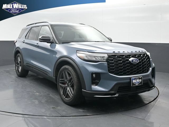 Used 2025 Ford Explorer ST-Line w/ Premium Package RWD image 1