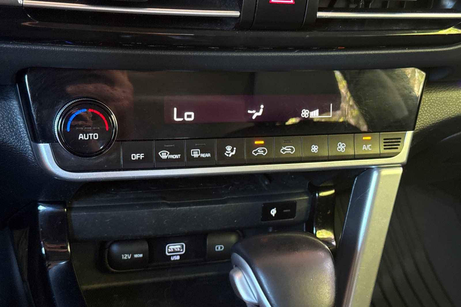 Used 2022 Kia Seltos SX w/ Sunroof Package AWD/4WD image 29