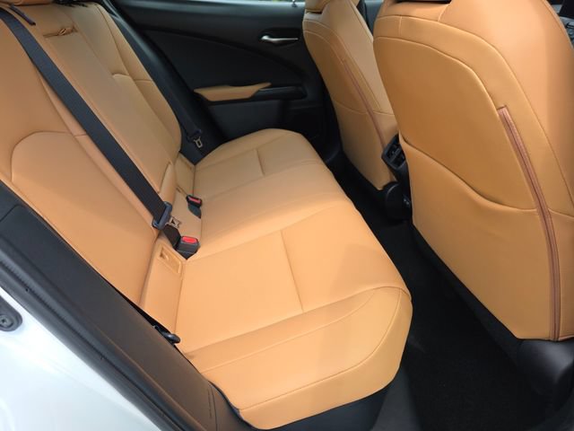 Used 2025 Lexus UX 300h FWD w/ Accessory Package (Z1) image 13