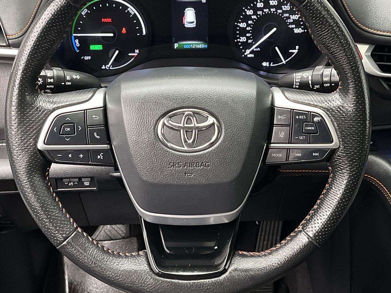 Used 2021 Toyota Sienna XSE w/ XSE Plus Package AWD/4WD image 16