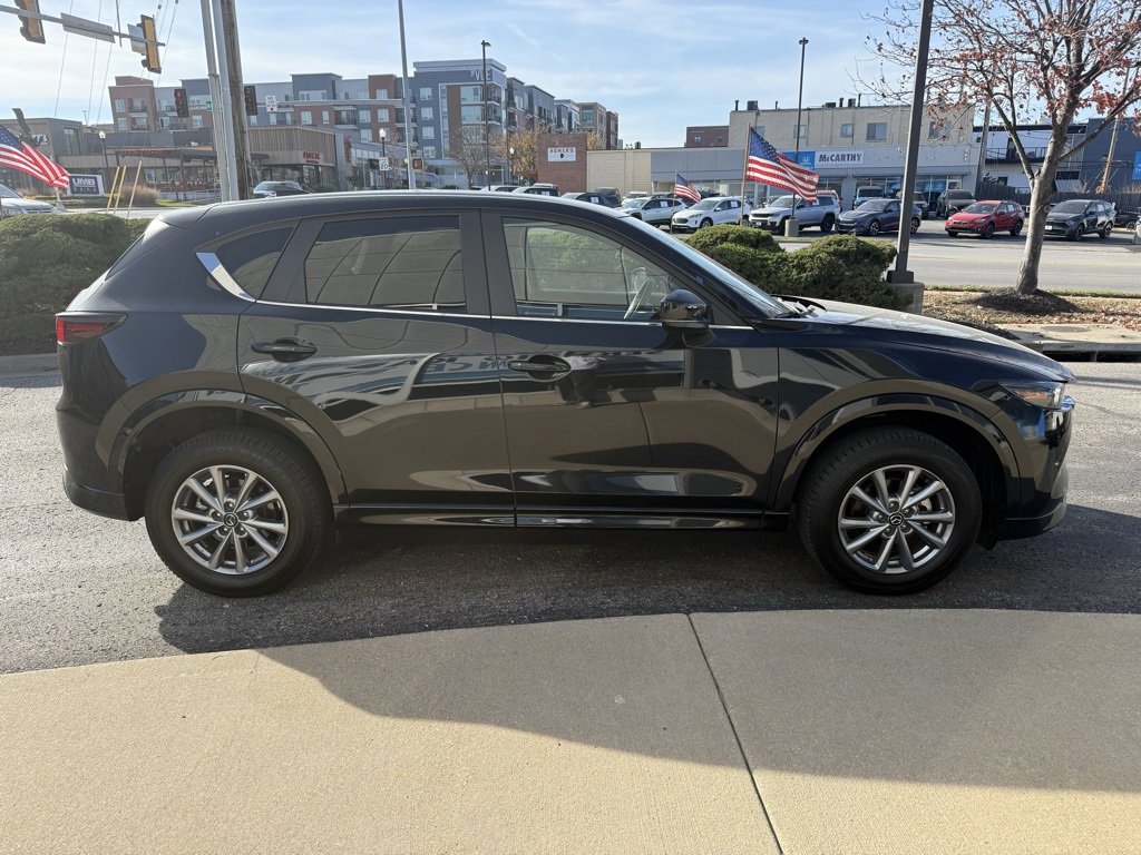 Used 2025 MAZDA CX-5 AWD 2.5 S w/ Select Package image 4