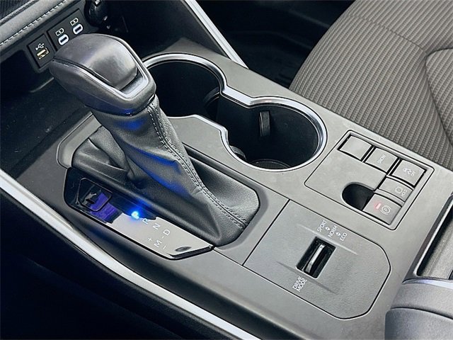 Used 2023 Toyota Highlander LE image 17