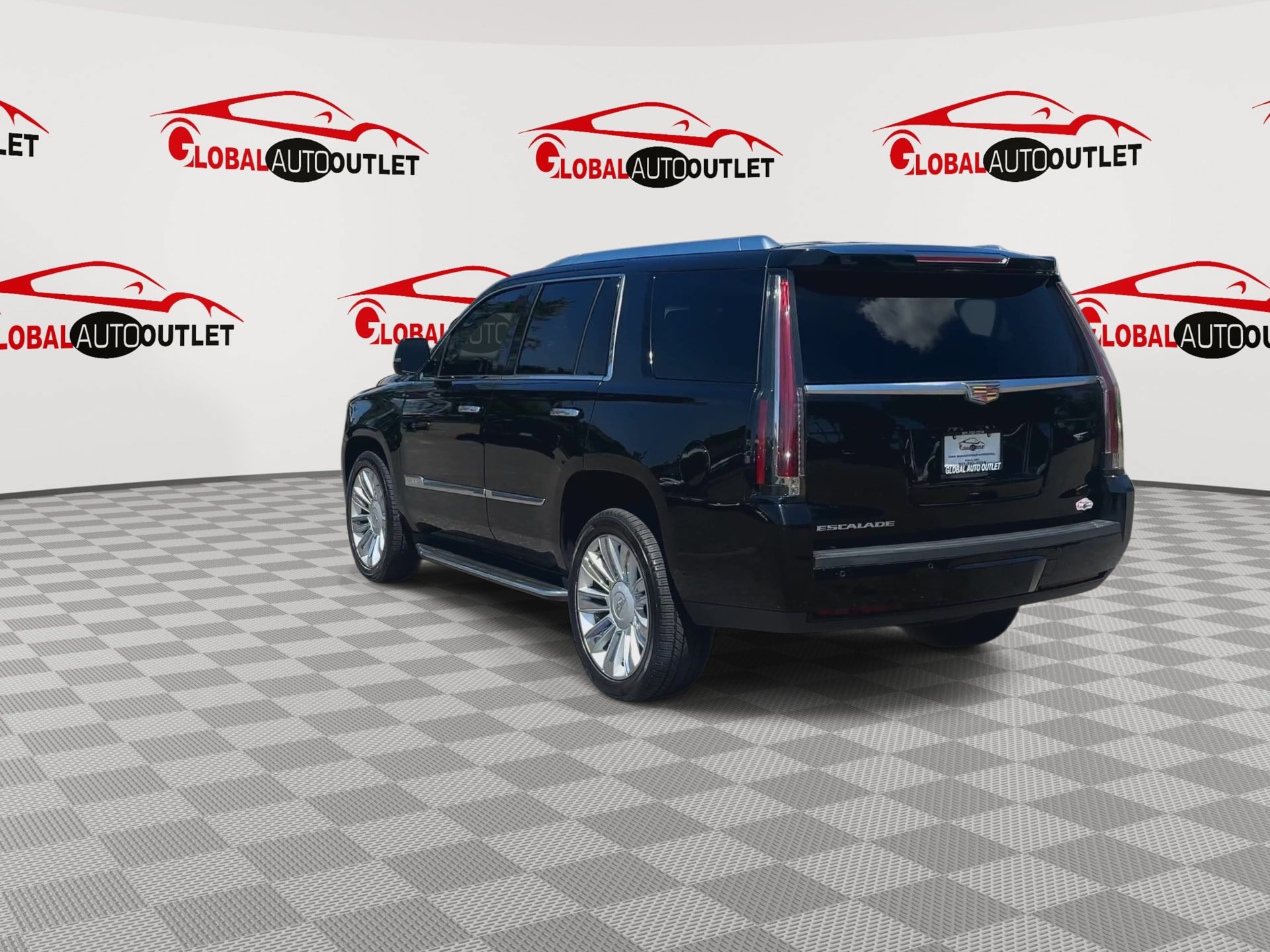 Used 2016 Cadillac Escalade Platinum AWD/4WD image 7