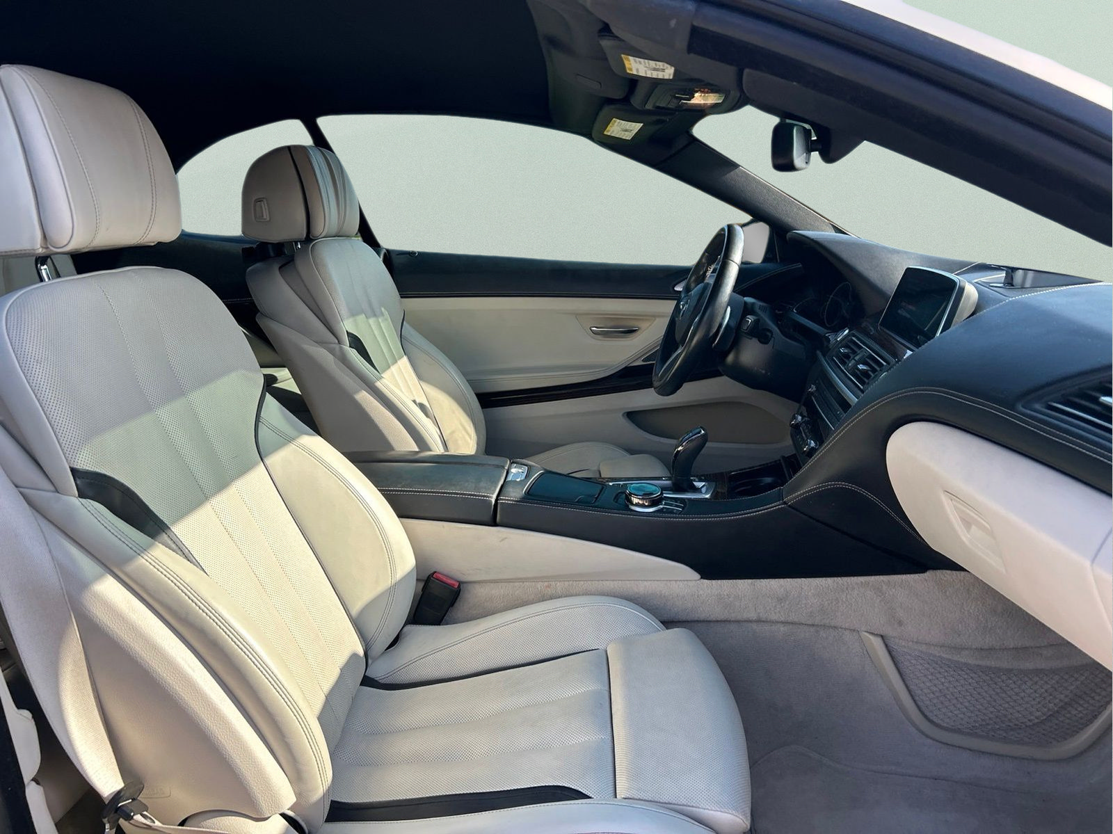 Used 2017 BMW 640i Convertible RWD image 13
