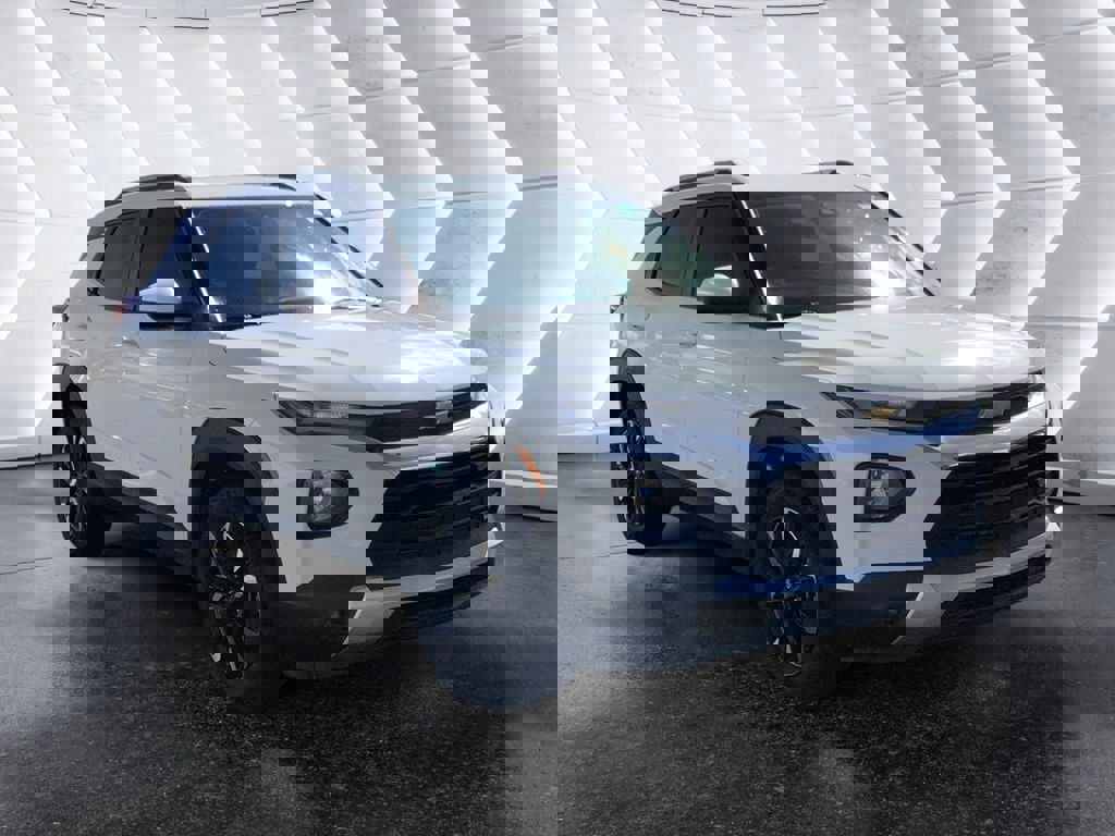 Used 2022 Chevrolet TrailBlazer LT w/ Convenience Package