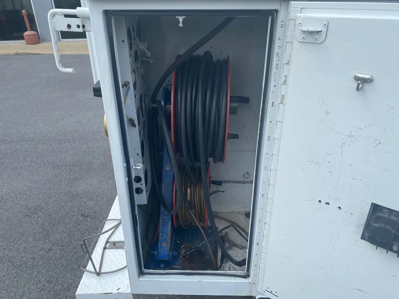 Used 2008 Chevrolet Express 3500 image 23