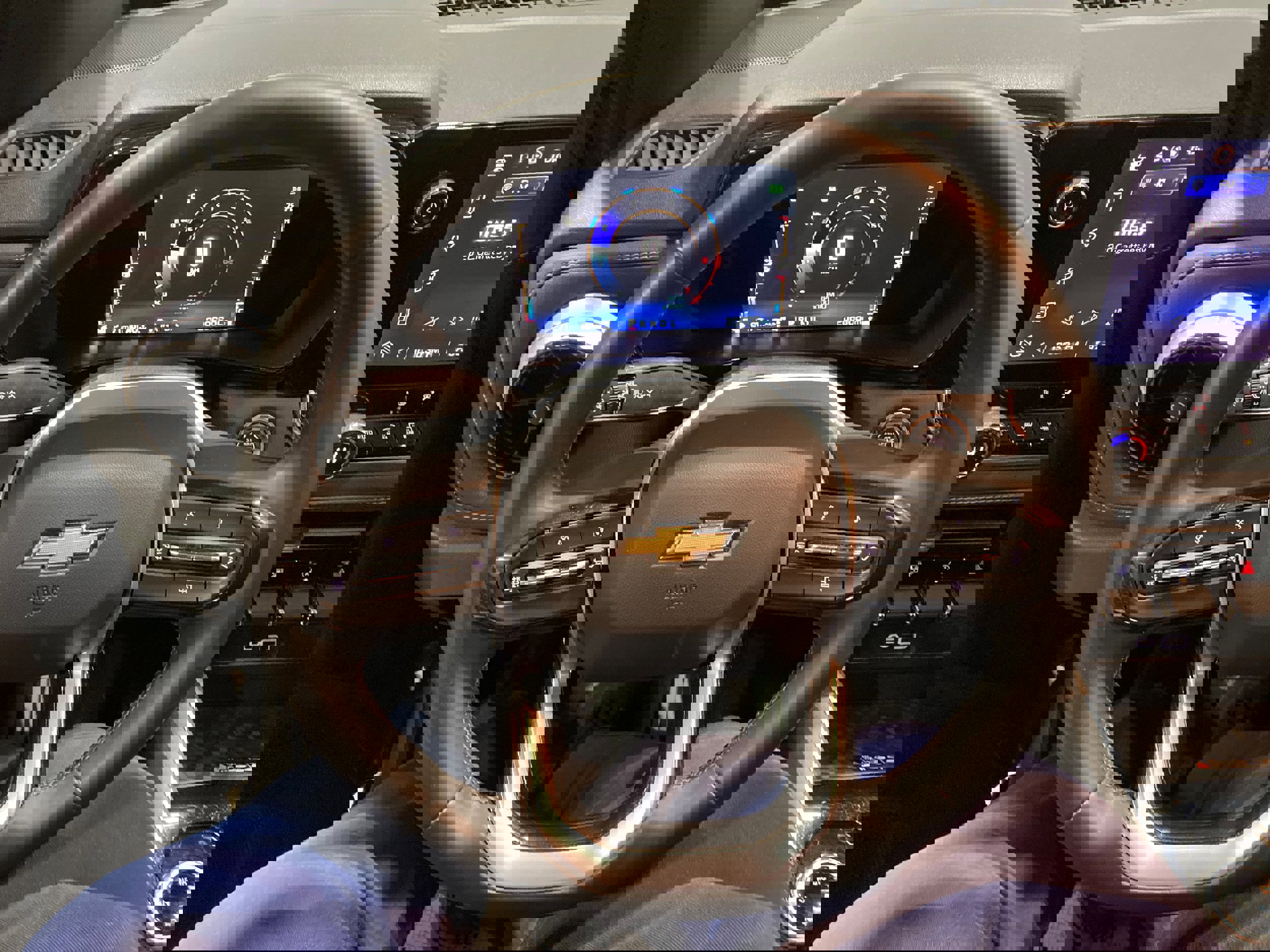 Used 2023 Chevrolet Colorado LT w/ LT Convenience Package II image 23